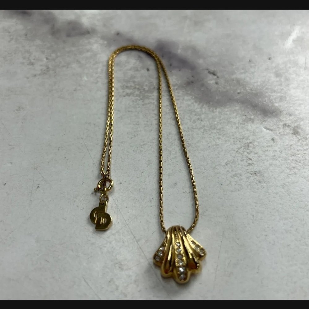 Christian Dior Gold Rhinestone Shell Necklace - Picture 2 of 14
